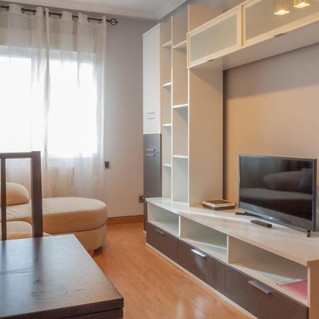 Av Premio Real 16 Apartment Gijon Bagian luar foto