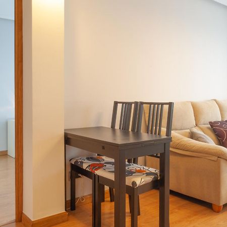 Av Premio Real 16 Apartment Gijon Bagian luar foto