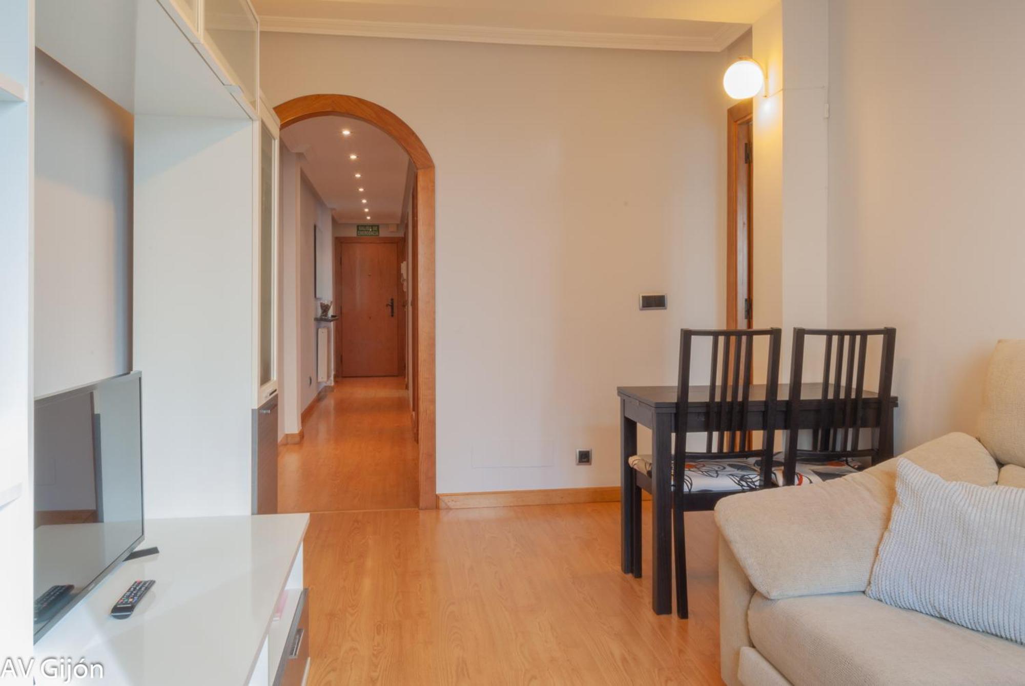 Av Premio Real 16 Apartment Gijon Bagian luar foto